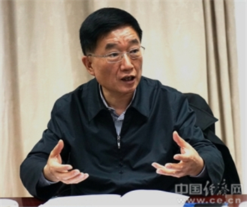 張儉接任新疆維吾爾自治區(qū)環(huán)保廳黨組書(shū)記、副廳長(zhǎng) 邵峰卸任